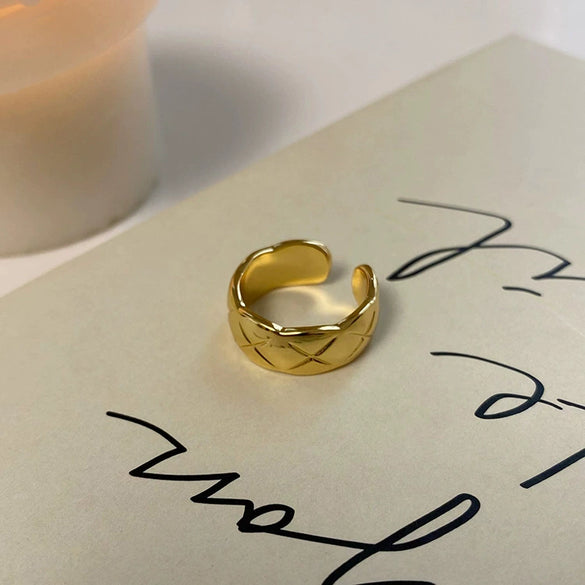 Wholesale Women's Simple Geometric Inlaid Zircon Copper Ring