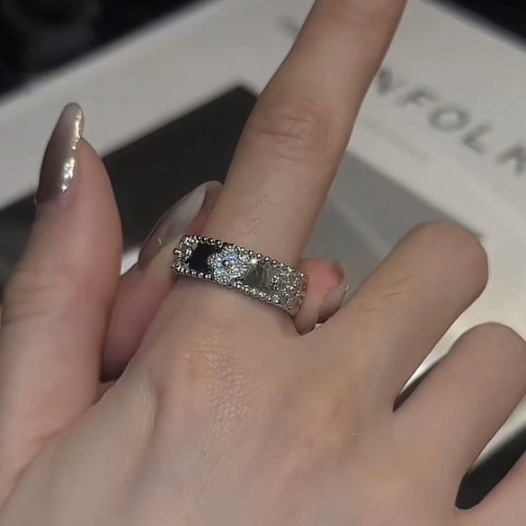 Wholesale Women's Simple Geometric Inlaid Zircon Copper Ring