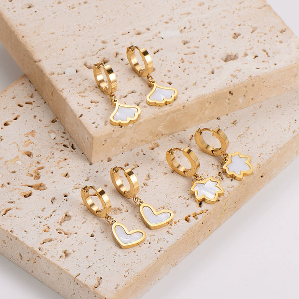Wholesale Women's Simple Geometric Stainless Steel Electroplated Earrings In Heart And Maple Leaf Shapes
