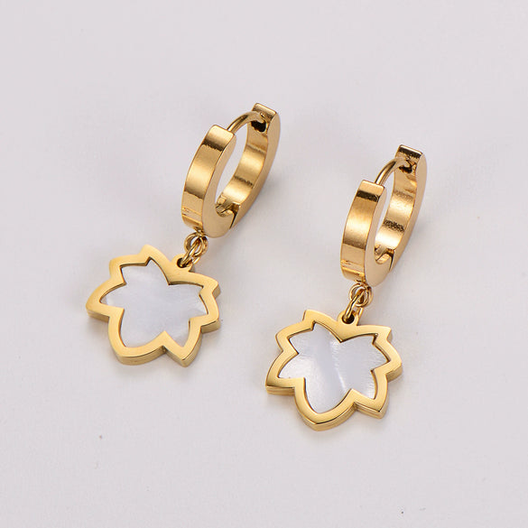 Wholesale Women's Simple Geometric Stainless Steel Electroplated Earrings In Heart And Maple Leaf Shapes