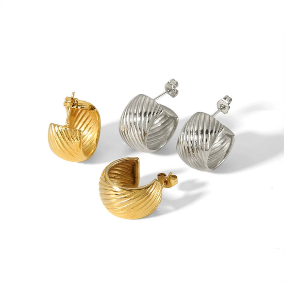 Wholesale Women's Simple Geometric Stainless Steel Electroplated Earrings