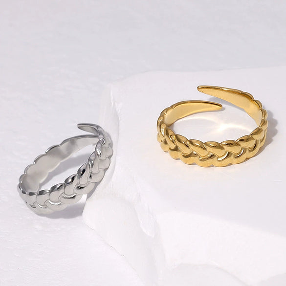 Wholesale Women's Simple Geometric Stainless Steel Electroplated Ring Hand Jewelry