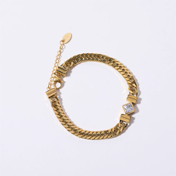 Wholesale Women's Simple Geometric Titanium Steel Snake Bone Chain Necklace With Vacuum Furnace And Electroplating Treatment
