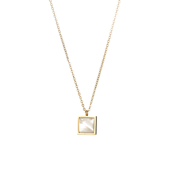 Wholesale Women's Simple Geometric White Motherofpearl Pendant Necklace With Goldplated Oshaped Chain