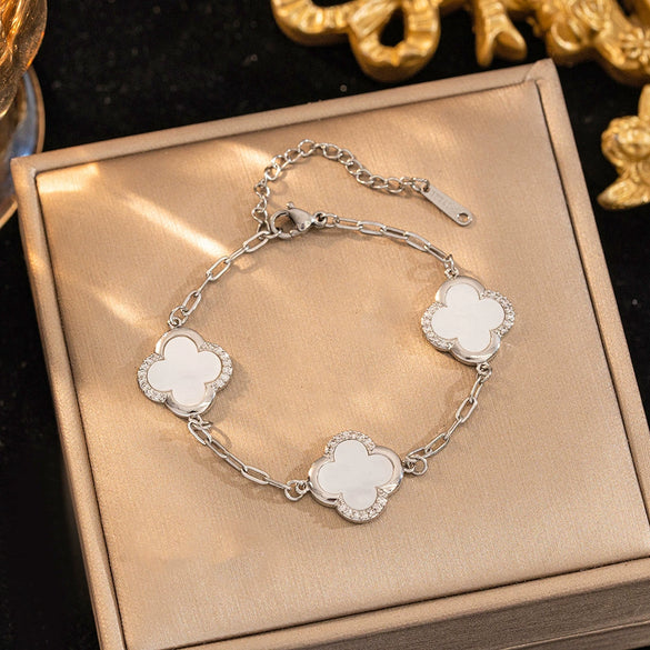 Wholesale Women's Simple Gold Plated Copper Microinlaid Leaf And Flower Bracelet Jewelry