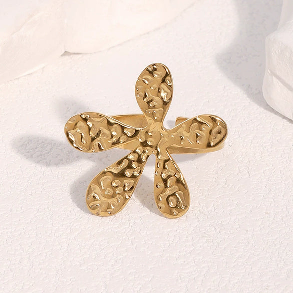 Wholesale Women's Simple Hammered Flower Electroplated Stainless Steel Open Ring Bracelet