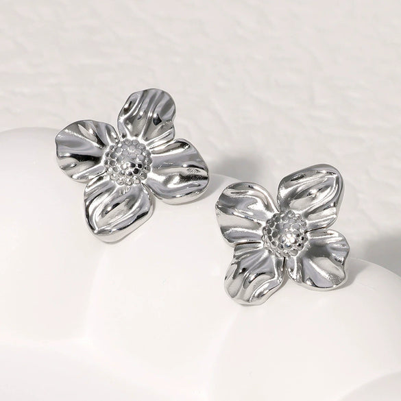 Wholesale Women's Simple High End Cold Style Titanium Steel Stud Earrings With Heart Flower And Geometric Patterns Electroplated