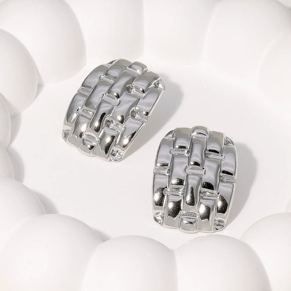 Wholesale Women's Simple High End Cold Style Titanium Steel Stud Earrings With Heart Flower And Geometric Patterns Electroplated