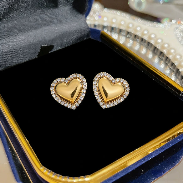 Wholesale Women's Simple Modern Style Heartshaped Diamond Inlay Copper Earrings