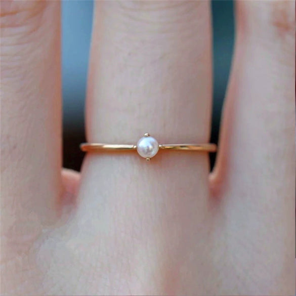 Wholesale Women's Simple Pearl Ring Copper Gold Plated Geometric Style