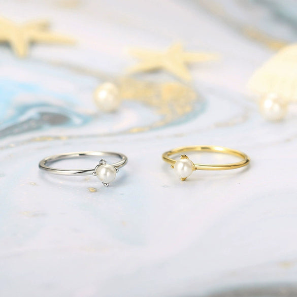 Wholesale Women's Simple Pearl Ring Copper Gold Plated Geometric Style
