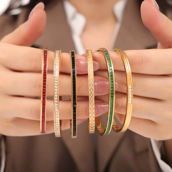 Wholesale Women's Simple Personality Design 316L Stainless Steel Gold Plated Diamond Bracelet Jewelry