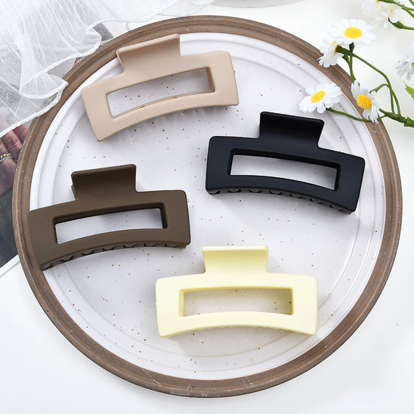 Wholesale Women's Simple Plastic And Resin Handmade Hair Clip Shark Clip Hair Accessories