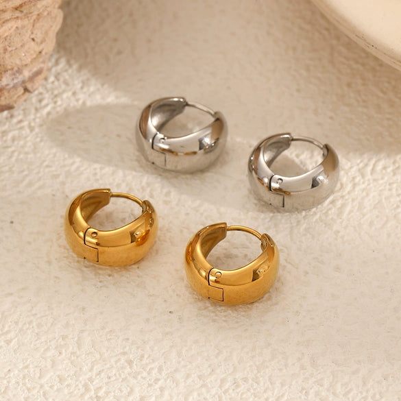 Wholesale Women's Simple Smooth Stainless Steel Geometric Electroplated Earrings