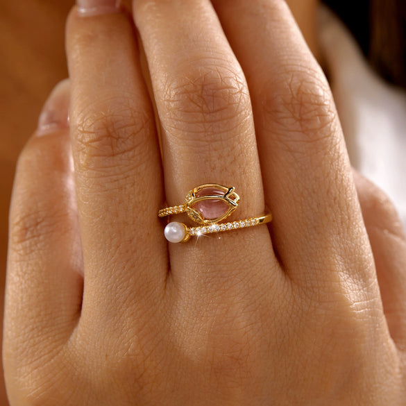 Wholesale Women's Simple Style Copper Electroplated Flower Shaped Pearl Geometric Ring