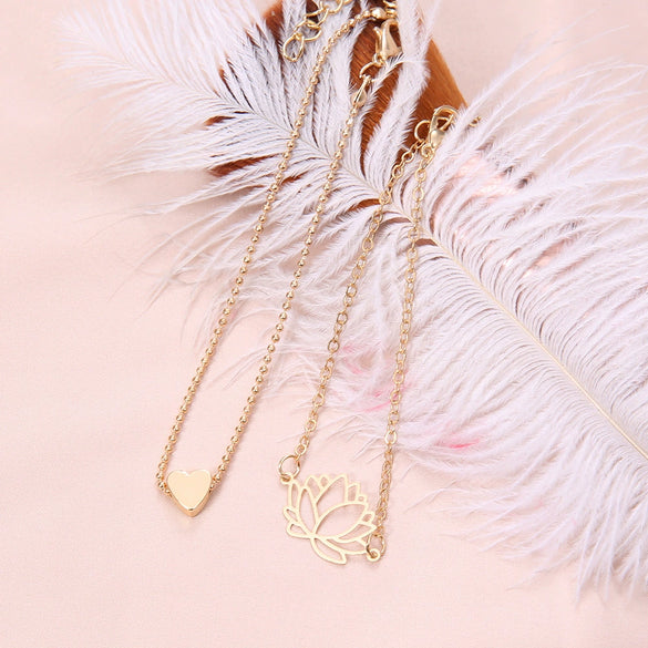 Wholesale Women's Simple Stylish Cut Out Heart Bracelet 2 Piece Set Alloy Electroplated