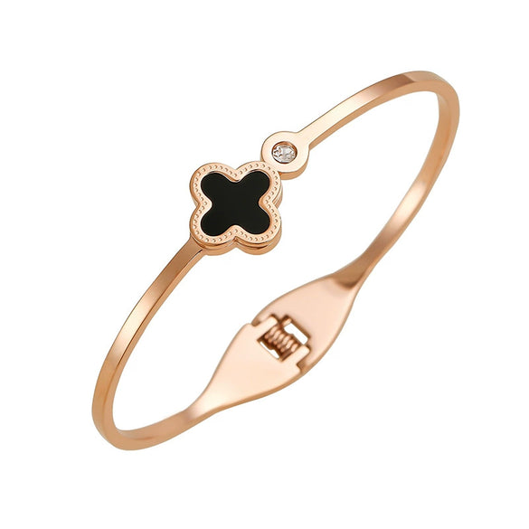 Wholesale Women's Simple Titanium Steel Shell Acrylic Bracelet With Fourleaf Clover Pattern Inlaid With 18K Rose Gold