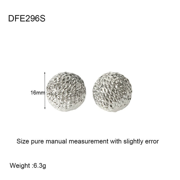 Wholesale Women's Simple Versatile Goldplated Stainless Steel Semicircle Geometric Diamond Cut Earrings