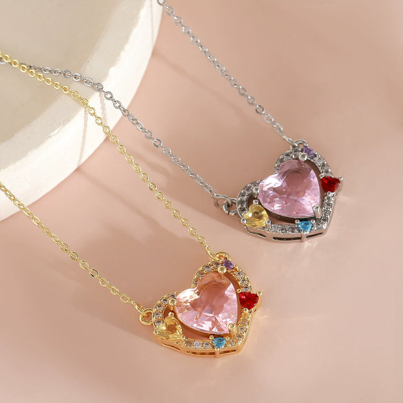 Wholesale Women's Single Diamond Heart Shaped Clavicle Necklace In Copper With Electroplating