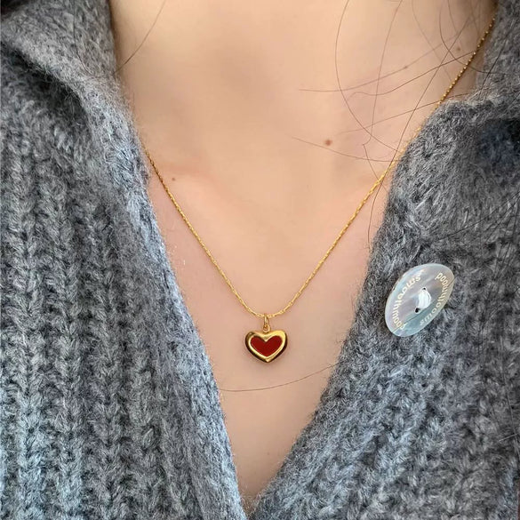 Wholesale Women's Small Fresh Style Red Heart Titanium Steel Electroplated Necklace With Circle Chain