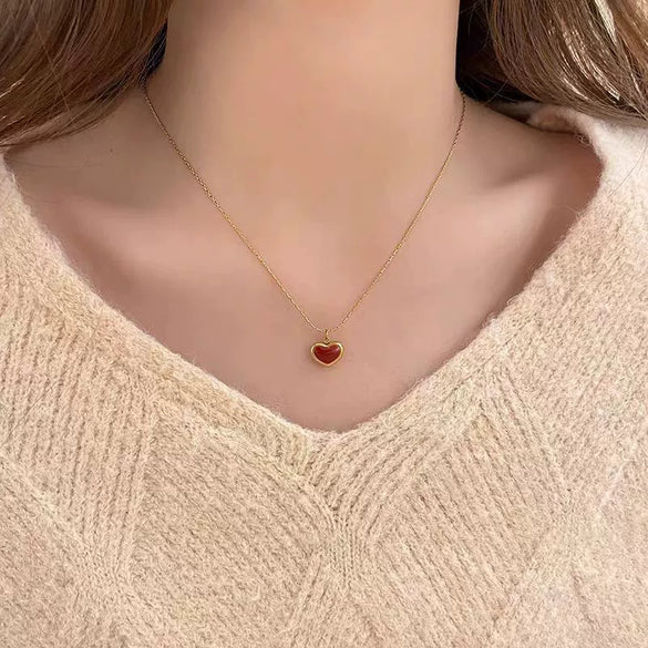 Wholesale Women's Small Fresh Style Red Heart Titanium Steel Electroplated Necklace With Circle Chain