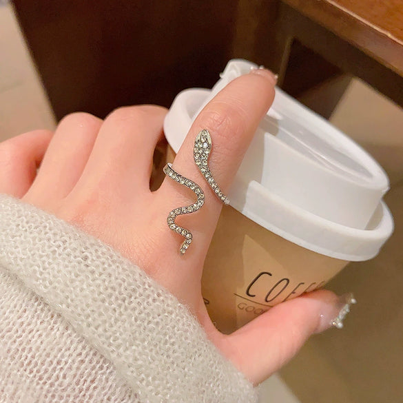 Wholesale Women's Snakeshaped Ring Titanium Steel Animal Zodiac Electroplated