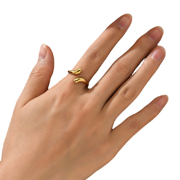 Wholesale Women's Snakeshaped Titanium Steel Electroplated Index Finger Ring Minimalist Style Jewelry