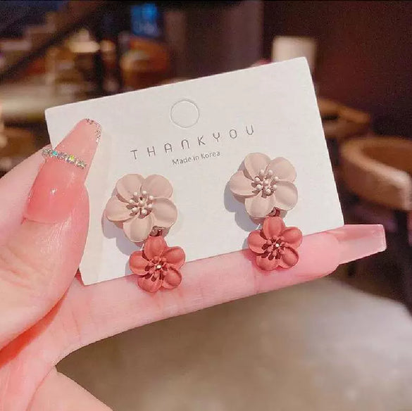 Wholesale Women's Spray Paint Flower Alloy Earrings