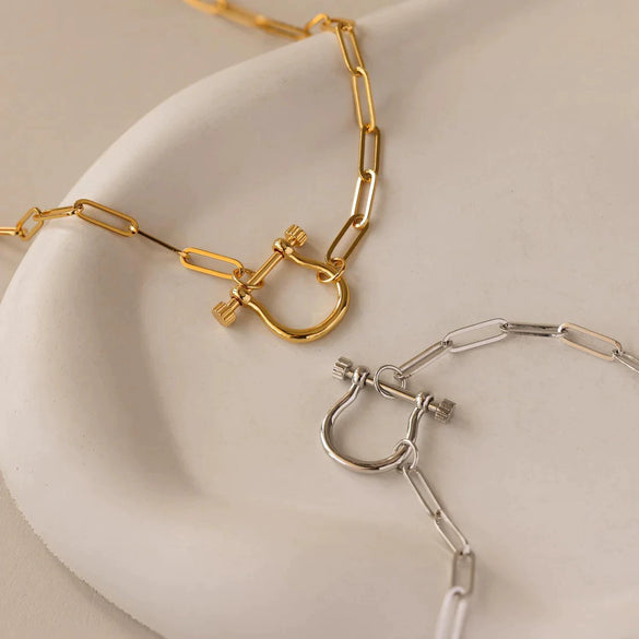Wholesale Women's Square Geometric Copper 12 Birthstone Pendant Bracelet Accessories Set With Diamonds