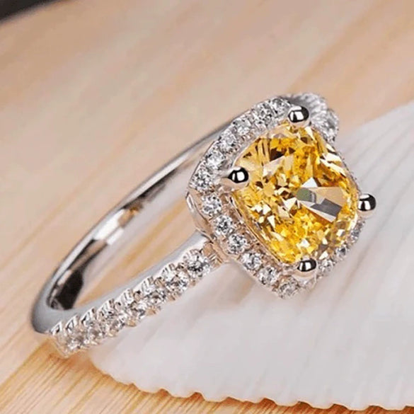 Wholesale Women's Square Yellow Ring Copper Zircon Geometric Business Style Jewelry