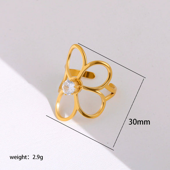 Wholesale Women's Stacking Stainless Steel Goldplated Ring With Geometric Heart Flower And Four Leaf Clover Shapes And Diamond Design