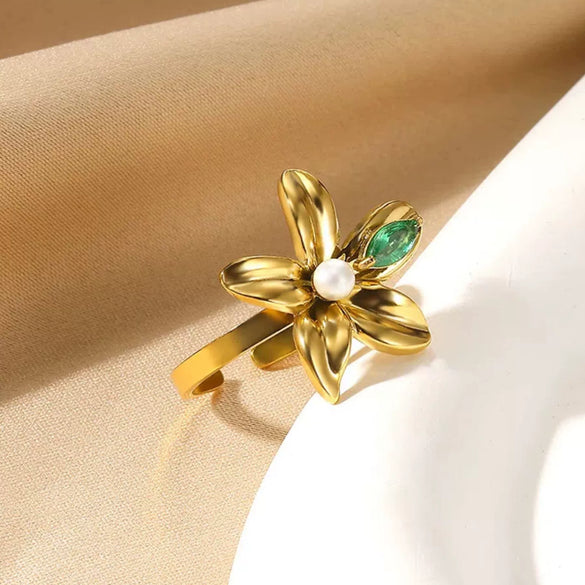 Wholesale Women's Stainless Steel And Imitation Pearl Ring With Bow And Heart Shape Electroplated Design