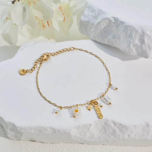 Wholesale Women's Stainless Steel And 18K Gold Electroplated Heart Drop Bell Jewelry Set Including Necklace Earrings And Bracelet