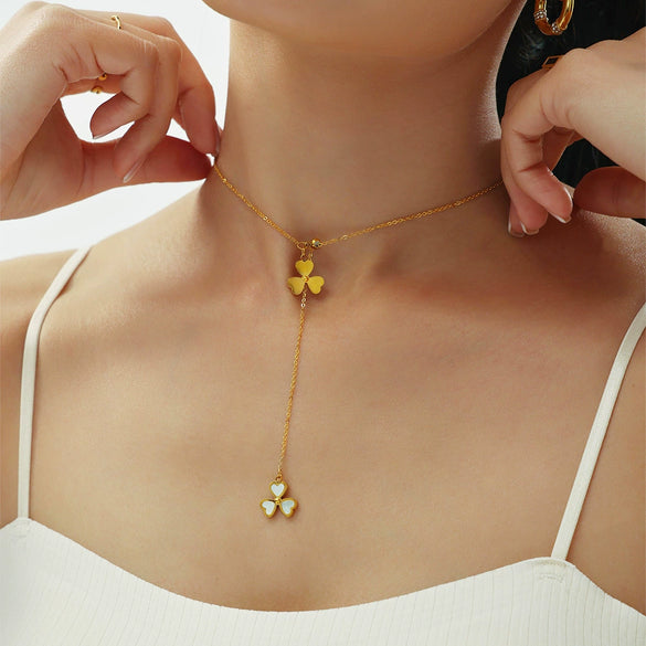 Wholesale Women's Stainless Steel And Natural Fritillary Ferris Wheel Heartshaped Geometric Tassel Necklace Goldplated Adjustable Clavicle Chain