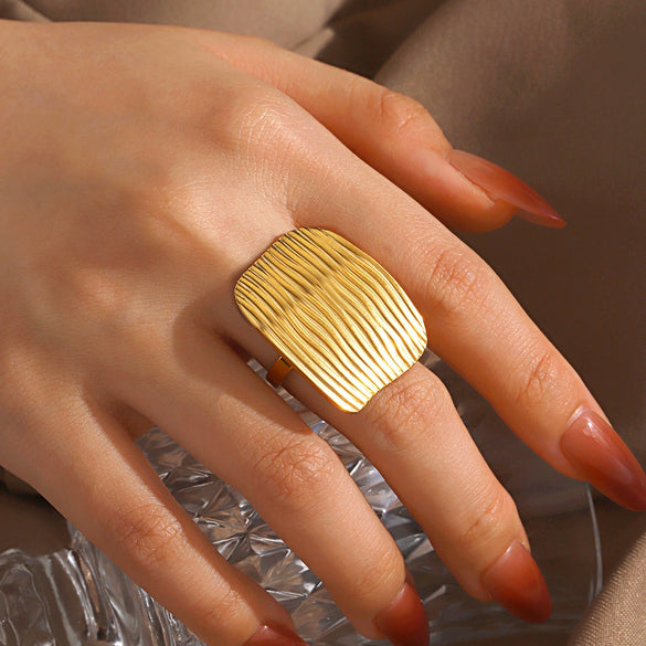 Wholesale Women's Stainless Steel And Resin Geometric Rectangular Ring With 18K Gold Electroplating