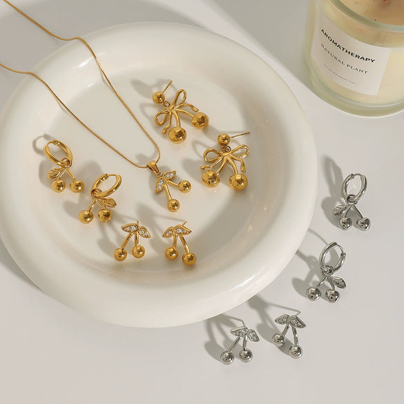 Wholesale Women's Stainless Steel And Titanium Steel Cherry Jewelry With Geometric Pattern And Electroplating Treatment