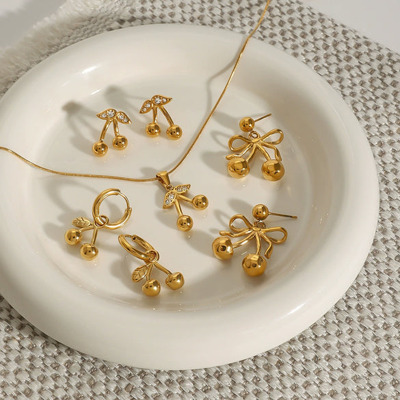 Wholesale Women's Stainless Steel And Titanium Steel Cherry Jewelry With Geometric Pattern And Electroplating Treatment