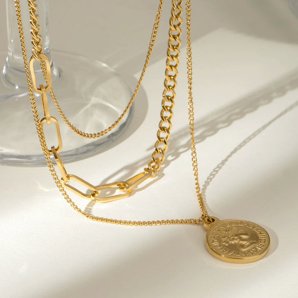 Wholesale Women's Stainless Steel And Titanium Steel Geometric Coin Wind Pendant Necklace With Electroplating And Quiet Design