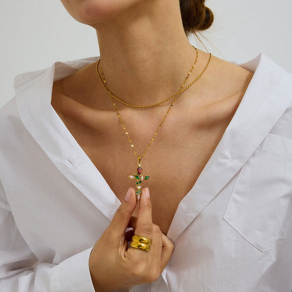 Wholesale Women's Stainless Steel And Titanium Steel Geometric Cross Pendant Lip Chain Jewelry With Electroplating And Zirconium Inlaid