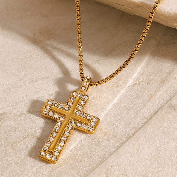 Wholesale Women's Stainless Steel And Titanium Steel Geometric Cross Pendant Necklace With Electroplating Design