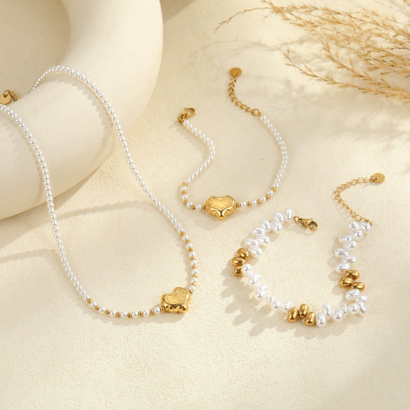 Wholesale Women's Stainless Steel And Titanium Steel Jewelry Set With Heart Water Drop And Bell Patterns Electroplated Design