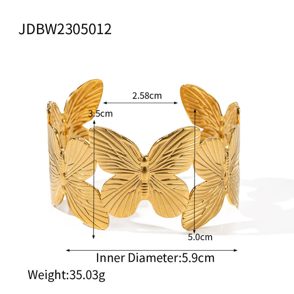 Wholesale Women's Stainless Steel And Titanium Steel Jewelry With Geometric Style And Electroplating Treatment Butterfly Necklace And Bracelet Earrings