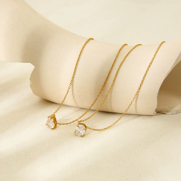 Wholesale Women's Stainless Steel And Titanium Steel 18K Gold Plated Drop Shape Pendant Necklace With O Word Chain
