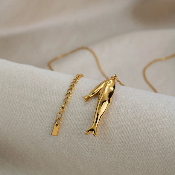 Wholesale Women's Stainless Steel Animal Zodiac Fish Pendant Necklace With Vacuum Real Gold Plating