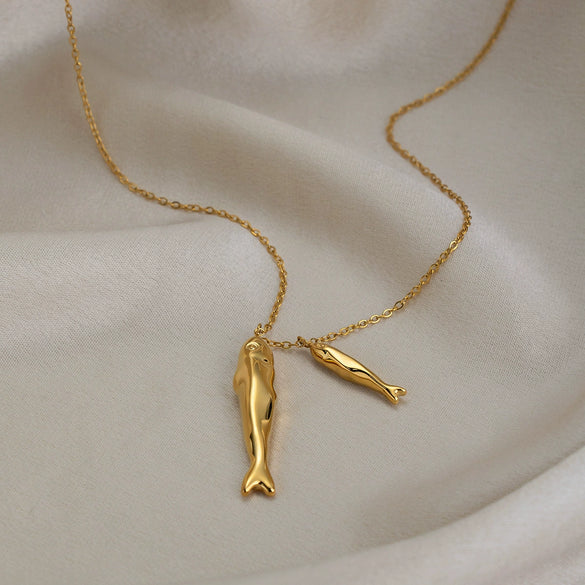 Wholesale Women's Stainless Steel Animal Zodiac Fish Pendant Necklace With Vacuum Real Gold Plating