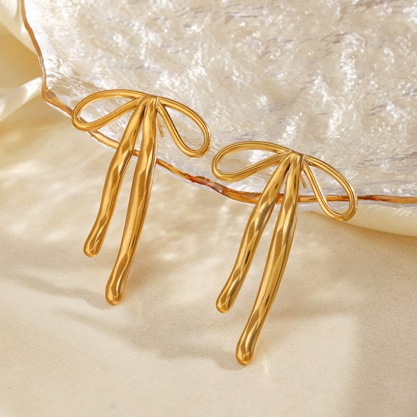 Wholesale Women's Stainless Steel Bow Earrings With 18K Goldplated Electroplating