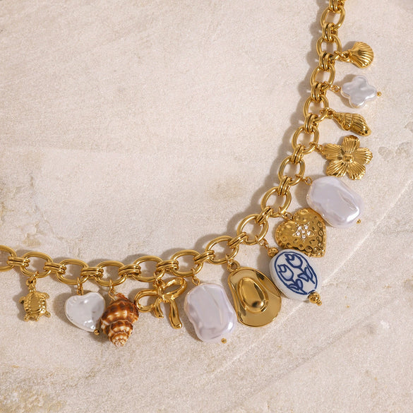 Wholesale Women's Stainless Steel Bow Love Pendant Necklace With Pearl Animal Pattern And Electroplating