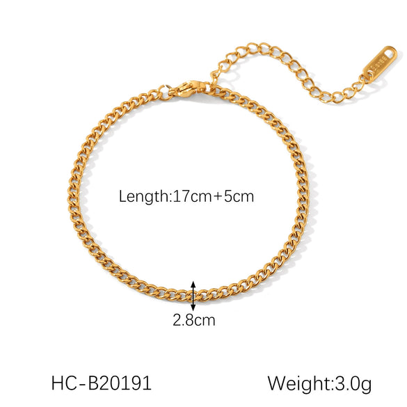 Wholesale Women's Stainless Steel Bracelet With Twist Chain Blade Chain Figaro Chain Snake Bone Chain In Geometric Design With 18K Gold Electroplating That Doesn't Fade