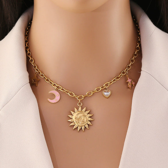Wholesale Women's Stainless Steel Clavicle Chain Jewelry With Sun Portrait Star Moon Starfish Love Design In Star Shape And Electroplating Treatment
