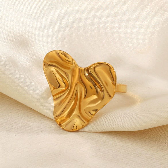 Wholesale Women's Stainless Steel Electroplated Asymmetrical Heartshaped Ring